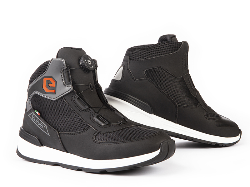 Cuando puedas salir a la calle, cálzate las nuevas zapatillas Tank Air y Tank WP de Eleveit