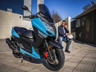 Los neumáticos ContiScoot de Continental, en el equipamiento de serie de la Wottan Storm Limited Edition