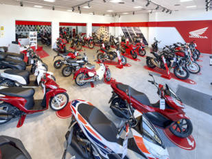 La red de concesionarios Honda se adapta a la “nueva normalidad” con los protocolos más exigentes La red de concesionarios Honda se adapta a la “nueva normalidad” con los protocolos más exigentes