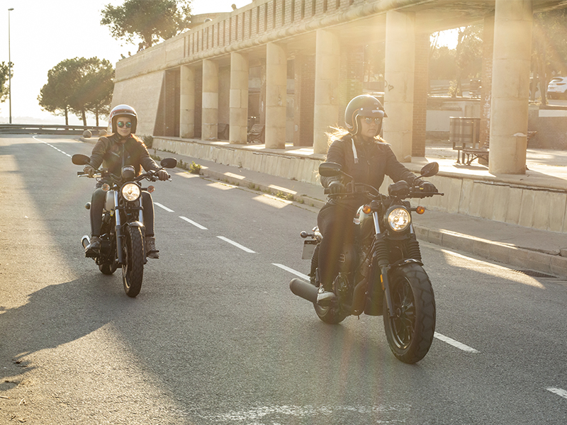 Hyosung Aquila GV125S vs. Keeway K-Light 125: A ritmo de custom