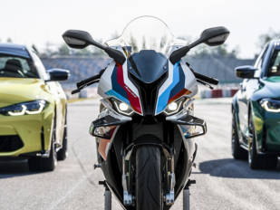 La nueva BMW M 1000 RR monta el neumático Dunlop SportSmart TT La nueva BMW M 1000 RR monta el neumático Dunlop SportSmart TT
