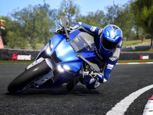 Experimenta la adrenalina en circuito con Ride 4 y Yamaha