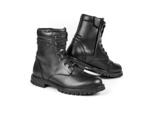 Stylmartin lanza sus nuevas y oscuras botas “Jack”