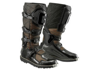 Gaerne presenta las botas Fastback Endurance