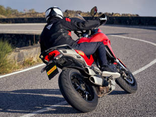 El Pirelli Diablo Rosso IV pone el listón muy alto