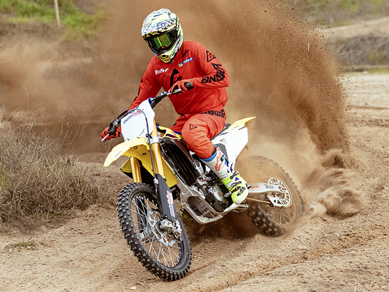 Suzuki RMZ 450: Revolución amarilla