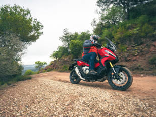 Honda X-ADV MY21: Polivalencia refinada Honda X-ADV MY21: Polivalencia refinada