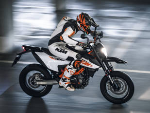 MotoConsejo Texa: comprobación del actuador de la mariposa en una KTM 690 SMC R