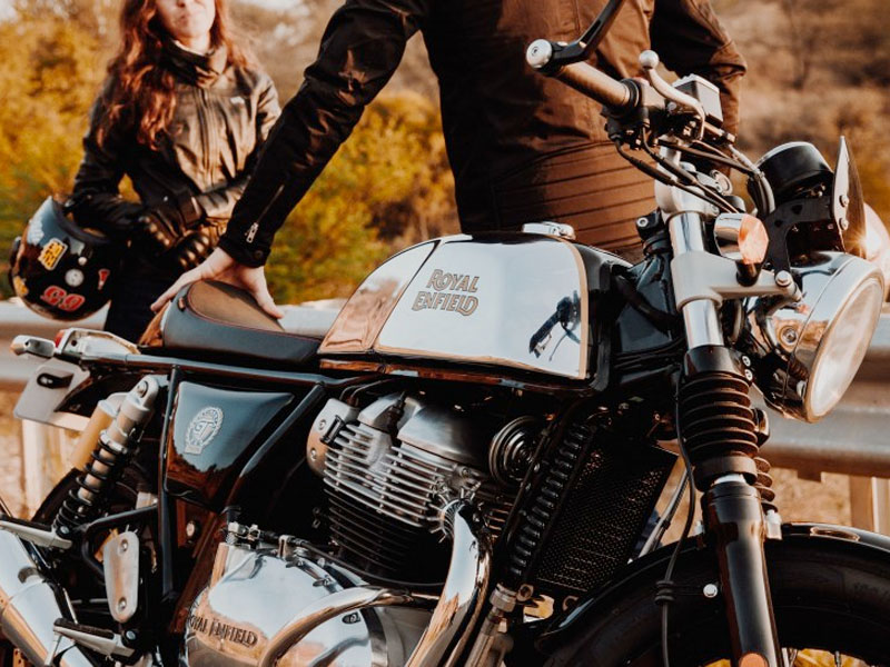 Nuevos colores y la Euro5 para las Twins 650 de Royal Enfield
