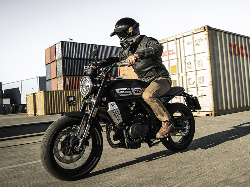Ya puedes reservar una prueba de las Brixton Crossfire 500 y 500 X en Motorama Madrid