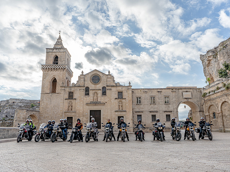 Ya te puedes apuntar a la Moto Guzzi Experience 2021