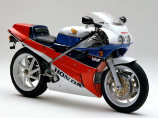 Programa RC30 Forever: recambio original Honda para su mítica RC30 Programa RC30 Forever: recambio original Honda para su mítica RC30