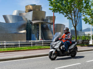 El SYM Joymax Z+ 125 es el GT de acceso