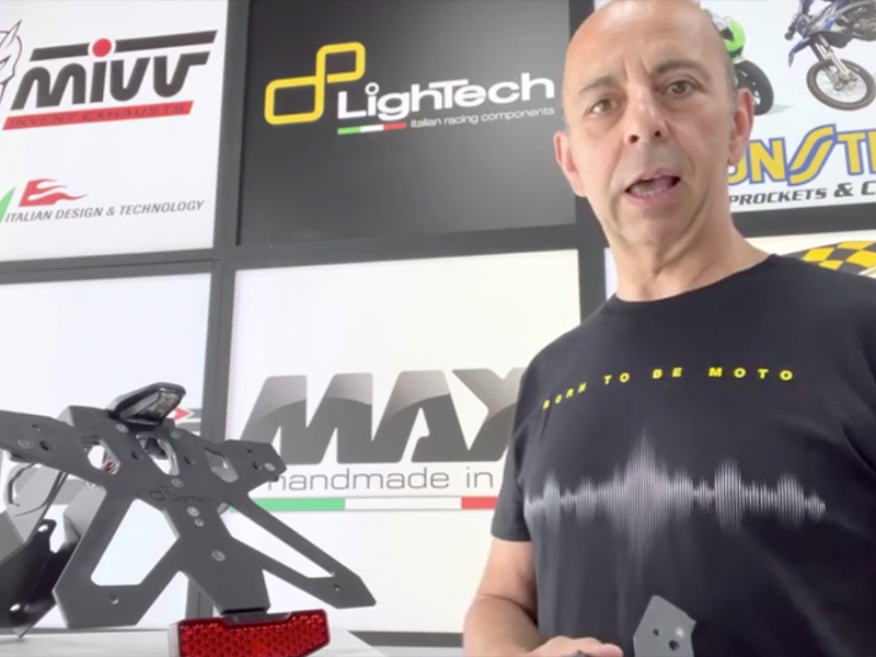 Dmot Gestión nos muestra el portamatrículas de Lightech