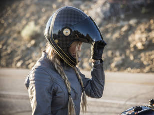 Llega a España el casco Bell Bullitt RSD Check It Carbon de la mano de Bihr