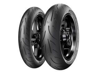 Metzeler amplía la gama del Sportec M9 RR con nuevas medidas para motos maxi trail