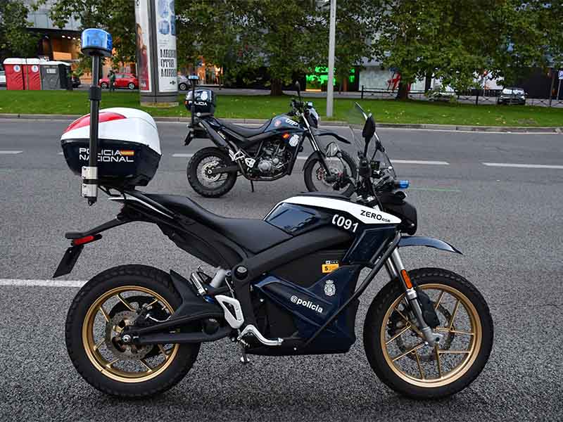 Zero Motorcycles entrega 76 motos al Cuerpo Nacional de Policía