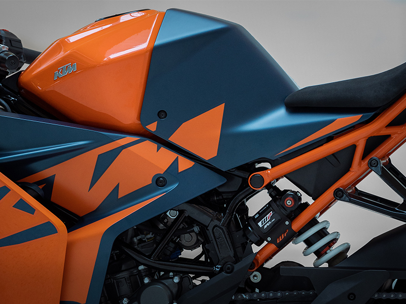 WP Suspension mejora la eficiencia de las KTM RC 125/390 y Duke 125/390