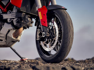 Campaña radial Pirelli 2022 Campaña radial Pirelli 2022