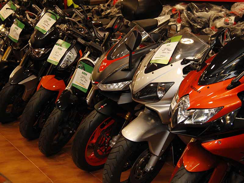 El precio y la falta de stock disparan las ventas de motos de ocasión
