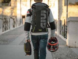 Cuatro propuestas GIVI para el motorista urbano