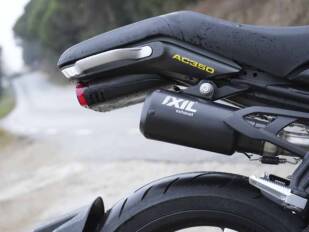 Instalamos y probamos el escape slip-on IXIL RB sobre una Voge AC 350