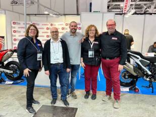 MOTOh! Barcelona abre sus puertas y en esta primera jornada MotoTaller organiza un Encuentro Profesional