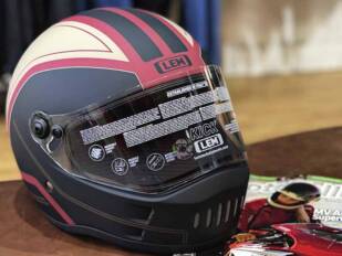 El rincón de WBZ: casco Lem Kick