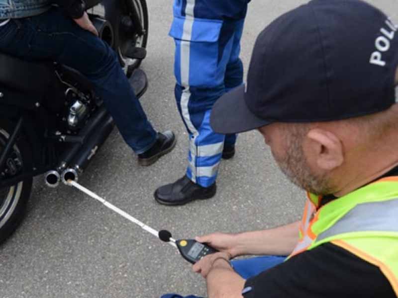 Nueva guía sobre normas antimanipulación de los escapes de moto