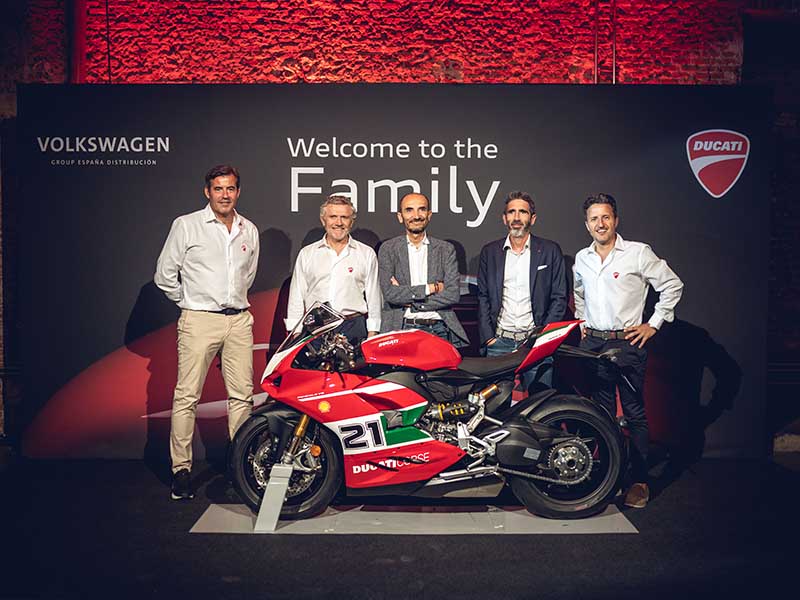 Ducati inicia una nueva era en España y Portugal