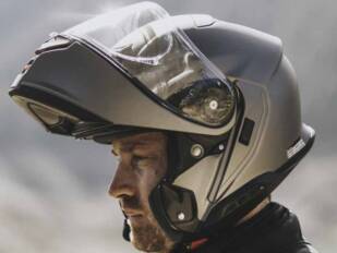 Los cascos Shoei Neotec 3 y GT-Air 3 ahora se pueden equipar con el intercomunicador Sena SRL3