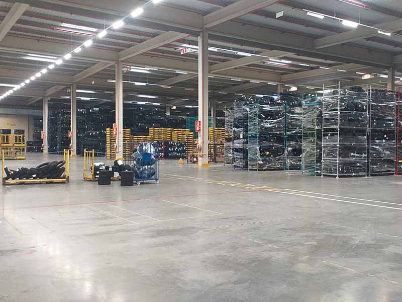 ­REDD inaugura un almacén en Illescas con capacidad para más de 100.000 neumáticos