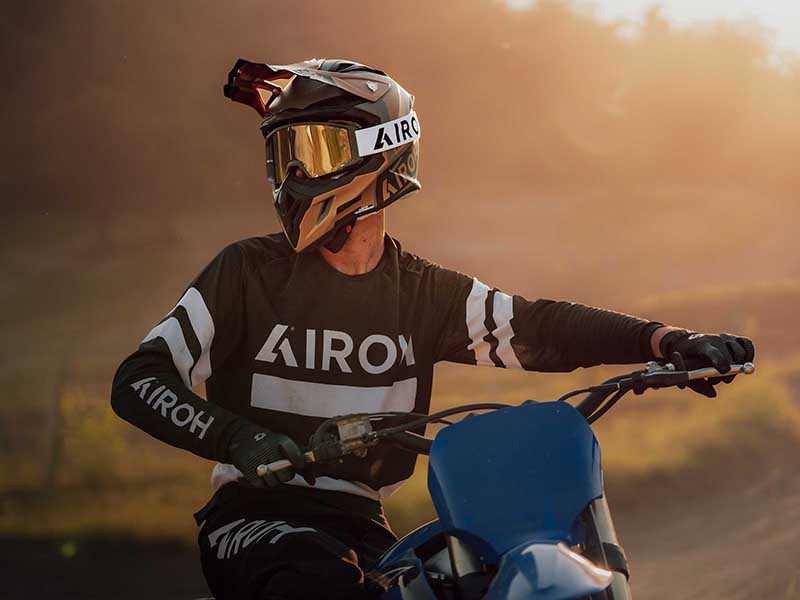 Nuevo casco Aviator Ace 2 de AIROH: tecnología, comunicación y estilo