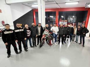 Feel Moto inaugura un nuevo taller Feel Moto inaugura un nuevo taller