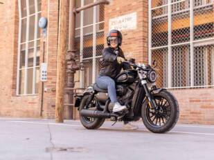 Keeway V302C: Pequeña gran custom