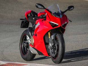 motoConsejo Texa: Reparación/sustitución de la instalación eléctrica de una Ducati Panigale V4 de 2018