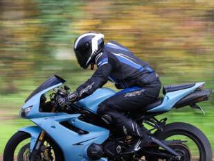 RST presenta la colección Tractech EVO 5: seguridad y estilo en moto