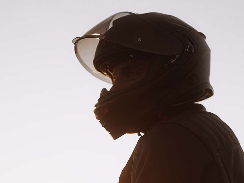 ScorpionEXO lanza Apex: Una nueva era en cascos premium