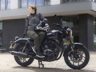 Una chaqueta cómoda, fresca y segura, perfecta para el verano: la LS2 Riva