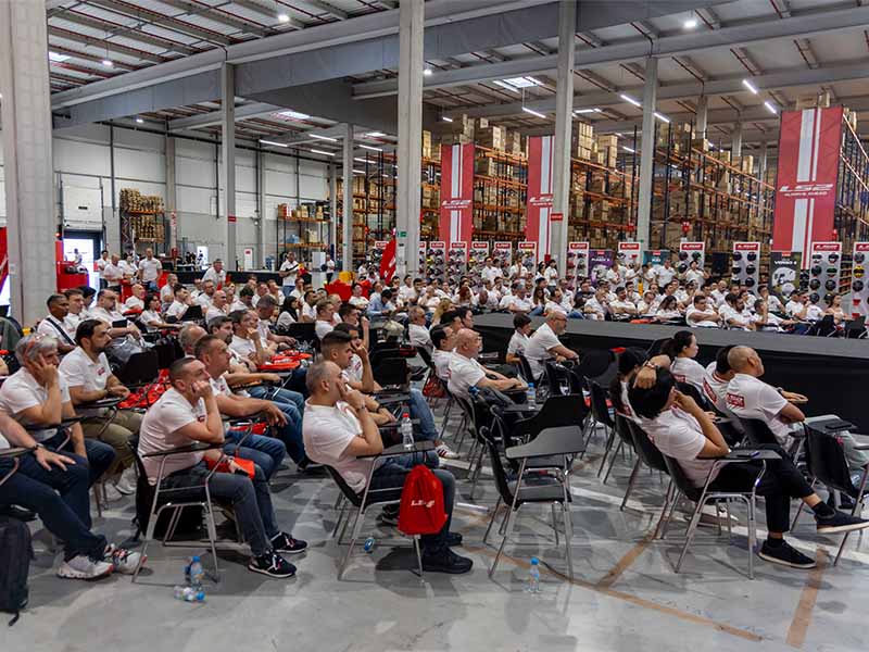 Éxito en la Convención Internacional de Distribuidores de LS2 en Terrassa (Barcelona)