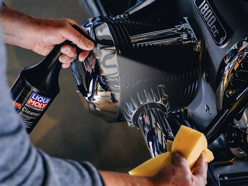 Productos químicos para una moto impecable. Toda la oferta