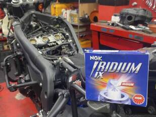 Bujías de encendido NGK Iridium IX: la chispa de la vida