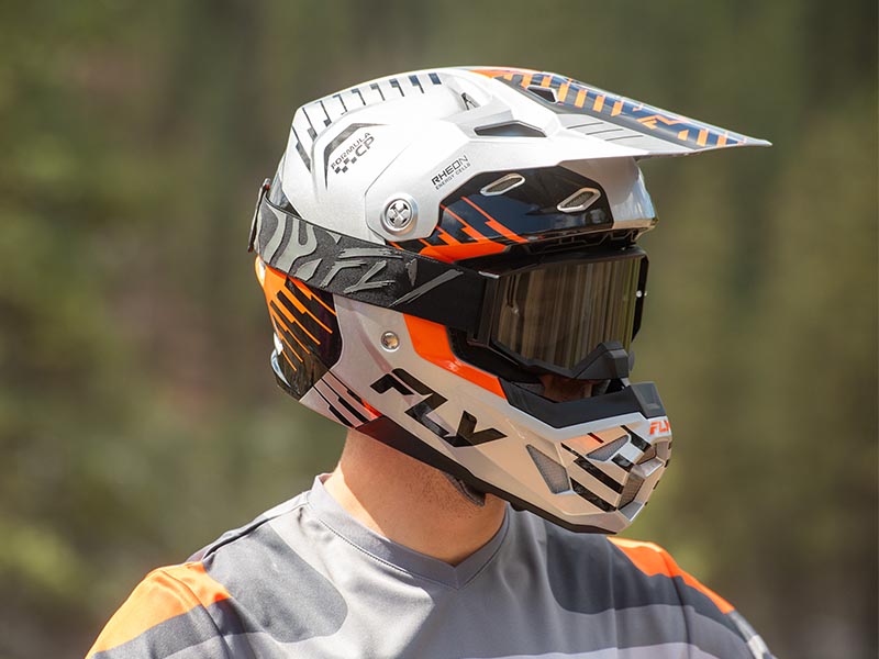 FLY Racing presenta su colección 2025
