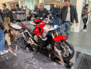 Las motos EICMA 2024: Lambretta, SYM, Pierer Mobility, Voge y Zero