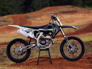 Triumph apuesta por los discos de freno Disc Wave de Galfer para su TF 450-RC Triumph apuesta por los discos de freno Disc Wave de Galfer para su TF 450-RC