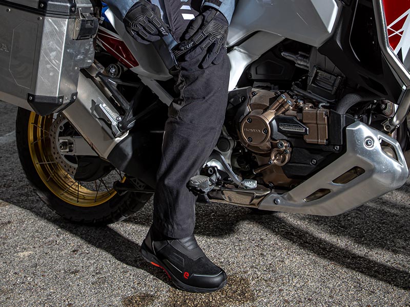Venom WP, la bota atemporal touring de Eleveit