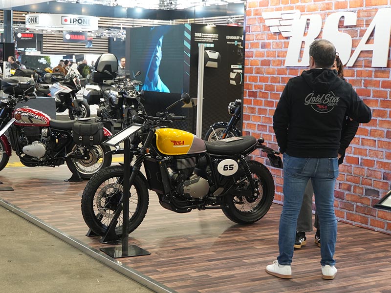 Salon du 2 Roues de Lyon: Las novedades de Airoh, Akrapovič, Andreani, Benda, Bihr, BMW, BSA, Can-Am, Ducati y Eleveit