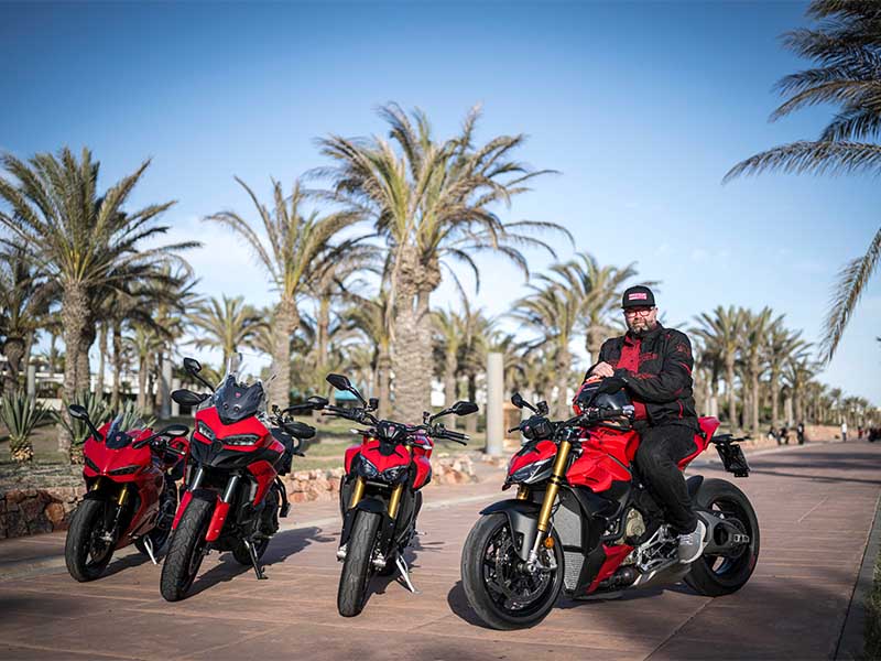 Ducati Streetfighter V2 y V4: Armas letales en Cabo de Gata (Parte 2)