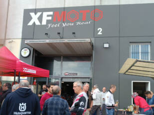XF Moto estrena instalaciones en Sant Cugat Sesgarrigues y da un paso adelante con nuevos servicios y sinergias estratégicas