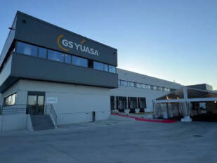 GS Yuasa presenta su nueva sede en compañía del sector